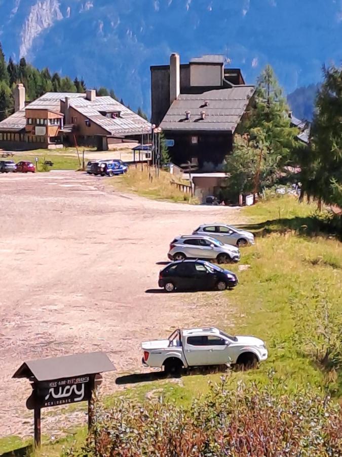 La Casa Degli Gnomi Lejlighed Falcade Eksteriør billede