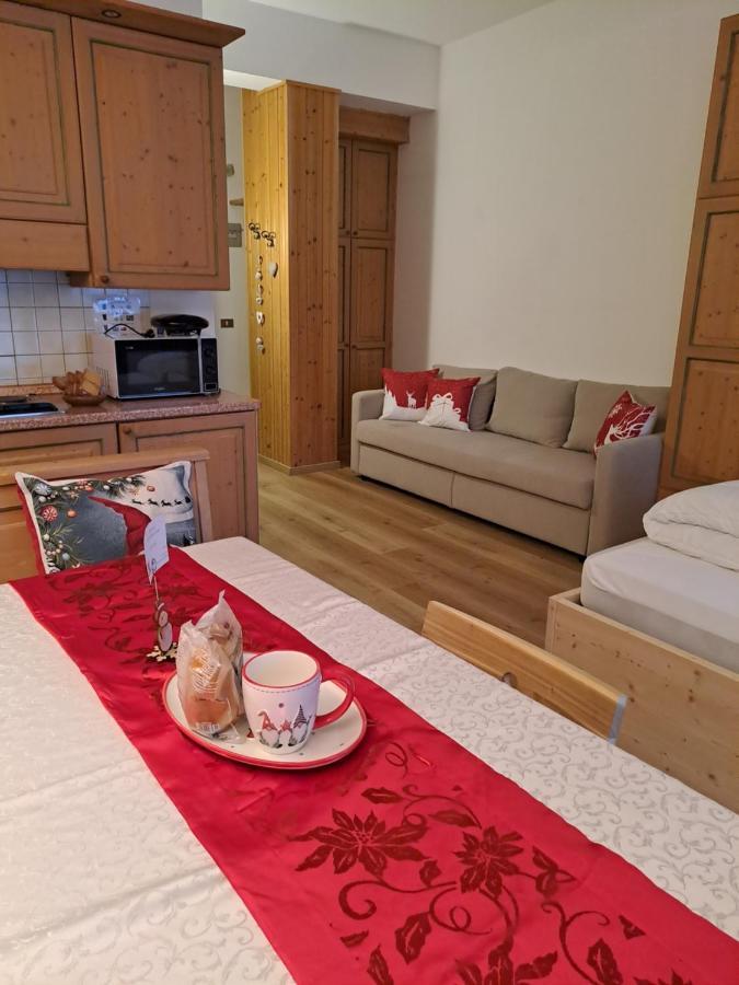 La Casa Degli Gnomi Lejlighed Falcade Eksteriør billede